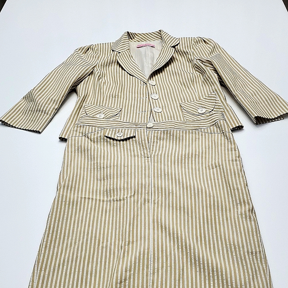 Seersucker skirt suit
